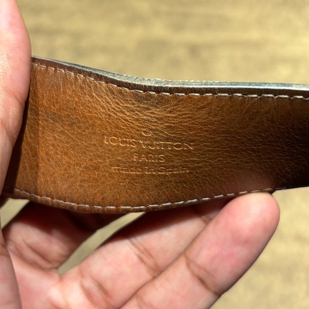 Louis Vuitton Damier Azur Belt – Gold LV Buckle – Men’s Size 90/36 - Picture 4 of 7